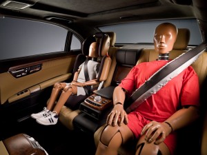 2009 Mercedes-Benz inflatable seat belts