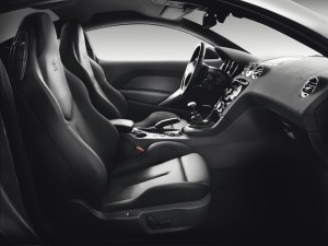 2011 Peugeot RCZ interior front seats