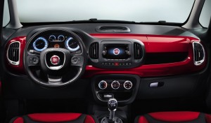 2012 Fiat 500L interior dash