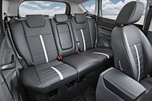 2012 Ford Kuga interior seats