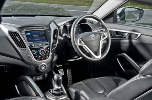 2012 Hyundai Veloster interior cockpit