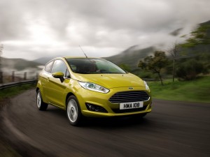 2013 Ford Fiesta exterior front right dynamic