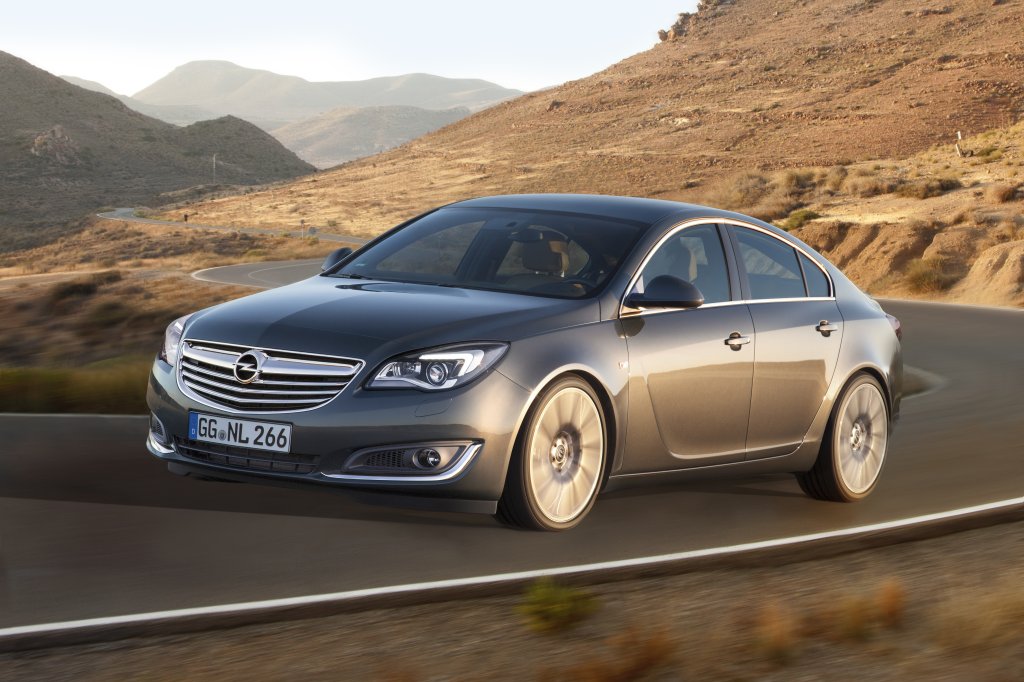 2013 Opel Insignia exterior front left dynamic