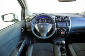 2013 Nissan Note interior cockpit