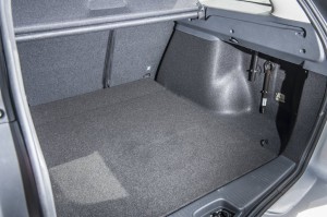 2013 Dacia Logan MCV interior boot