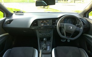 2014 Seat Leon Cupra 280 interior cockpit