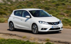 2014 Nissan Pulsar exterior front right dynamic